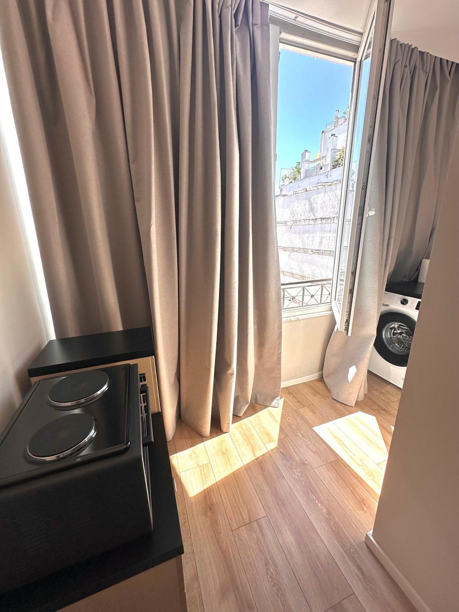 Amazon 8 Guesthouse Tiranë Eksteriør bilde